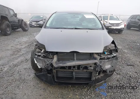 2013 Ford Focus Se z USA, uszkodzony, nr VIN 1FADP3F25DL353710